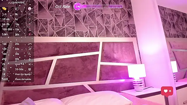 Snapshot of Sara__collins__ chatting on 03/18/25, 12:47 Sara collins online show from 03/18/25, 12:47