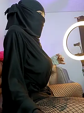 azahara faraah online show from 09/25/25, 04:11