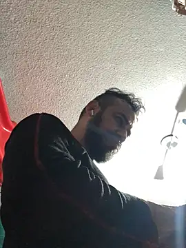 Snapshot of leonardohot1987 chatting on 01/21/25, 05:16 leonardohot1987 online show from 01/21/25, 05:16