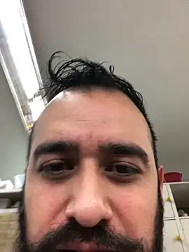 Snapshot of leonardohot1987 chatting on 01/28/25, 04:41 leonardohot1987 online show from 01/28/25, 04:41