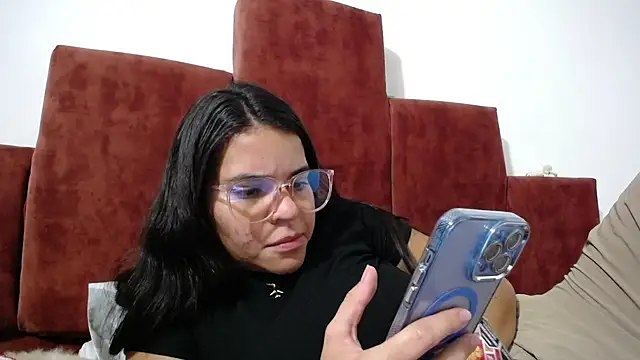 Snapshot of Anddyy__ chatting on 01/11/25, 01:27 Anddyy online show from 01/11/25, 01:27