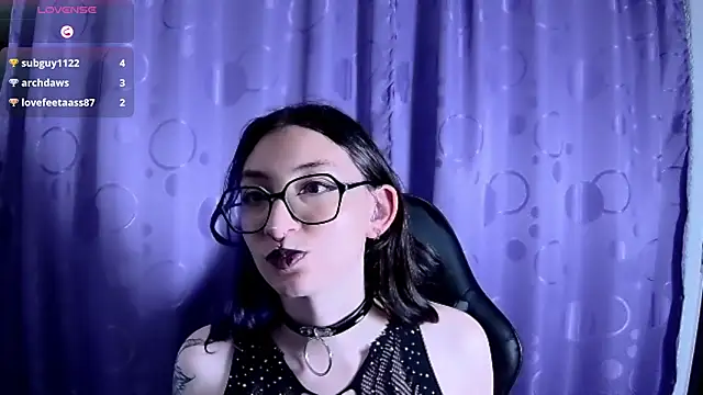 Snapshot of Kimlennox_ chatting on 01/20/25, 12:25 Kimlennox online show from 01/20/25, 12:25