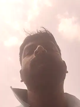 Snapshot of gawwalibhabhi_24 chatting on 10/25/25, 05:37 gawwalibhabhi 24 online show from 10/25/25, 05:37