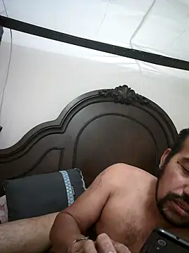 Snapshot of Goloso2423 chatting on 11/03/25, 07:09 Goloso2423 online show from 11/03/25, 07:09