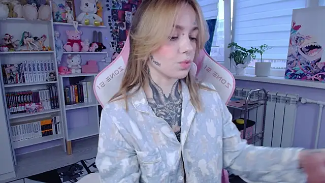 Catharsisi online show from 10/22/25, 01:55