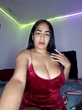 CarolinePolsen online show from 10/15/25, 12:05