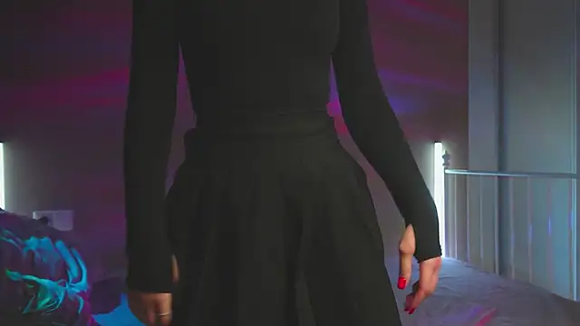 milasmiu online show from 02/14/25, 07:02