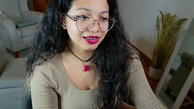 Snapshot of SelenaBlumX chatting on 10/10/25, 08:30 SelenaBlumX online show from 10/10/25, 08:30