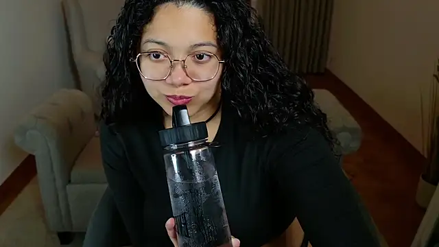 Snapshot of SelenaBlumX chatting on 10/20/25, 08:53 SelenaBlumX online show from 10/20/25, 08:53