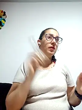 CHARLOTTE 1711 online show from 10/10/25, 03:16