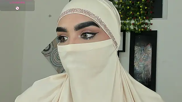 Maissa Alabi online show from 11/07/25, 07:47