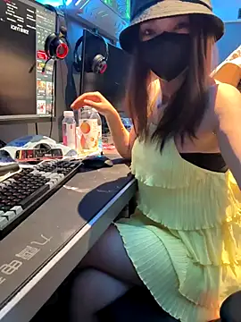 anan2025 online show from 11/19/25, 01:00