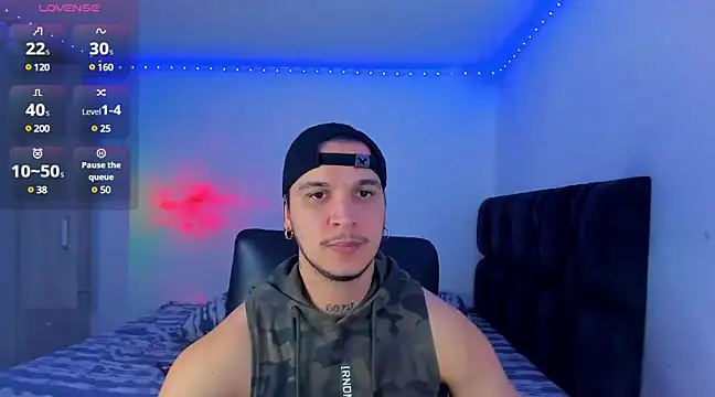 Snapshot of austinoficial chatting on 02/01/25, 10:23 austinoficial online show from 02/01/25, 10:23