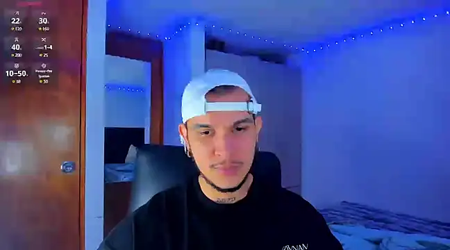 Snapshot of austinoficial chatting on 03/05/25, 02:36 austinoficial online show from 03/05/25, 02:36