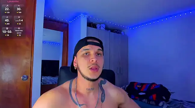 Snapshot of austinoficial chatting on 03/06/25, 05:03 austinoficial online show from 03/06/25, 05:03