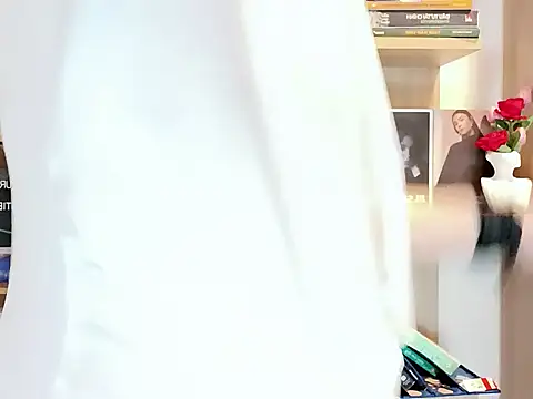 Lush-Office online show from 10/27/25, 07:01