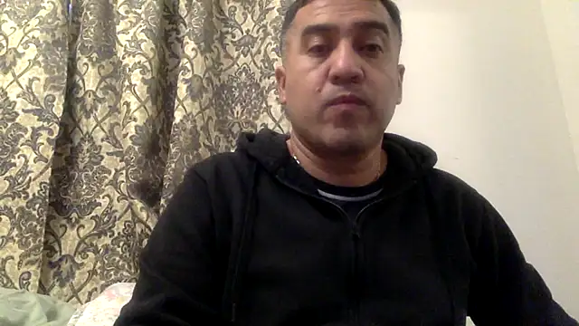 Snapshot of smoothwick chatting on 02/14/25, 01:13 smoothwick online show from 02/14/25, 01:13