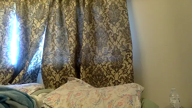 Snapshot of smoothwick chatting on 02/17/25, 03:53 smoothwick online show from 02/17/25, 03:53