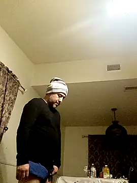 Snapshot of smoothwick chatting on 10/16/25, 12:50 smoothwick online show from 10/16/25, 12:50
