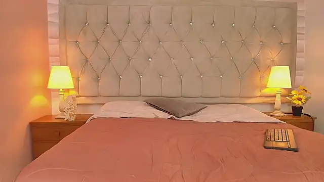 Snapshot of victoriapalmerfg chatting on 02/13/25, 07:42 victoriapalmerfg online show from 02/13/25, 07:42