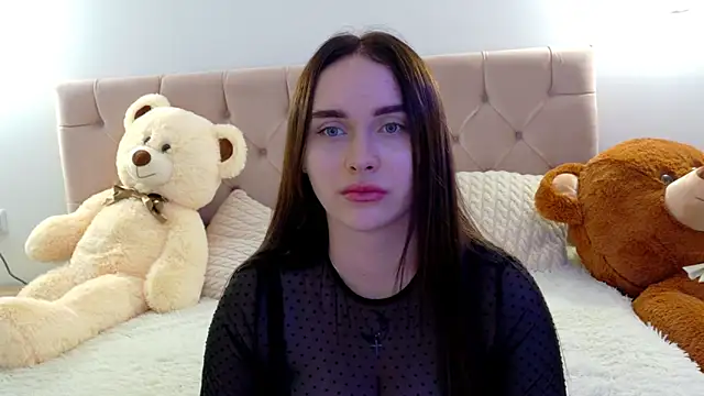 Lilliana Moon online show from 10/18/25, 06:58