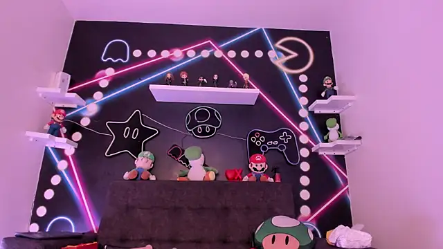 Snapshot of SabrinaSpell_ chatting on 02/18/25, 02:59 SabrinaSpell online show from 02/18/25, 02:59