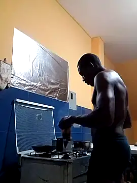 Snapshot of Elnegro28 chatting on 02/28/25, 11:36 Elnegro28 online show from 02/28/25, 11:36