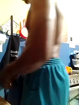 Snapshot of Elnegro28 chatting on 09/15/25, 11:43 Elnegro28 online show from 09/15/25, 11:43