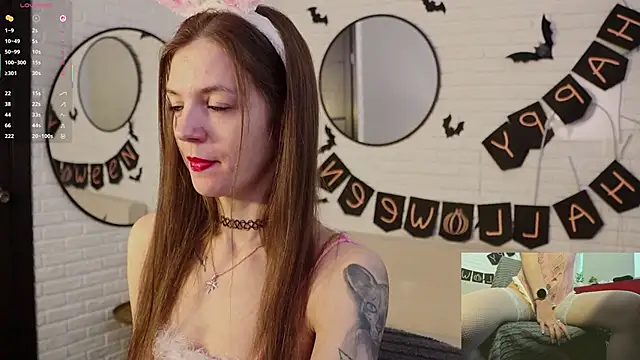 Iriss Miller online show from 10/24/25, 10:44