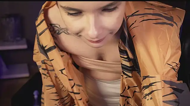 Snapshot of Bella_Alita chatting on 01/29/25, 02:40 Bella Alita online show from 01/29/25, 02:40