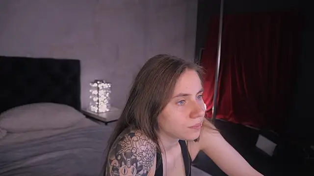 Snapshot of Bella_Alita chatting on 09/13/25, 08:19 Bella Alita online show from 09/13/25, 08:19