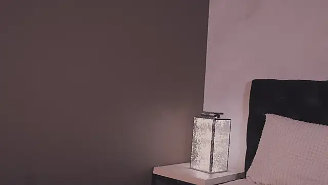 Snapshot of Bella_Alita chatting on 10/07/25, 08:17 Bella Alita online show from 10/07/25, 08:17