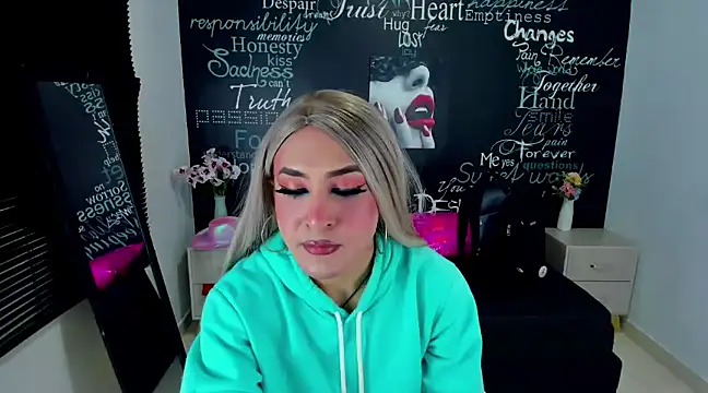 Georgina Giio online show from 01/15/25, 08:51