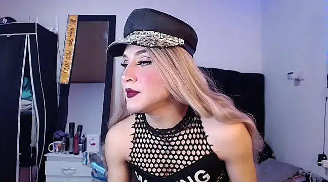 Georgina Giio online show from 02/19/25, 11:04