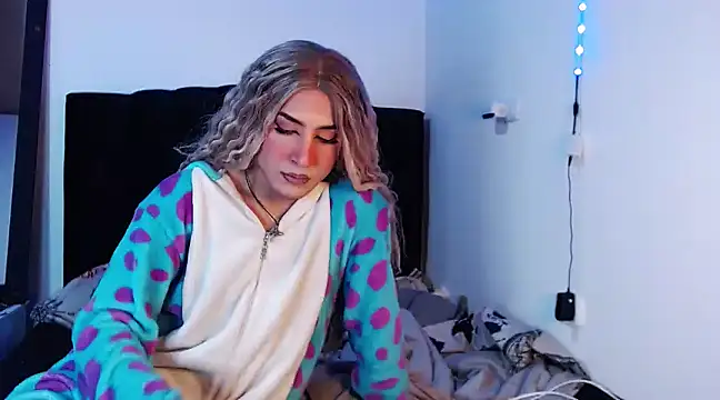 Georgina Giio online show from 03/05/25, 06:54