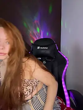 Snapshot of Kelley_Allie chatting on 01/28/25, 07:43 Kelley Allie online show from 01/28/25, 07:43