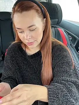 Snapshot of Kelley_Allie chatting on 09/30/25, 11:04 Kelley Allie online show from 09/30/25, 11:04