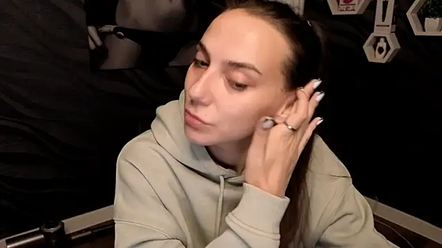 annabishop online show from 10/08/25, 12:19