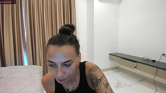 annabishop online show from 11/05/25, 12:21