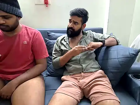 Snapshot of fuck_buddiess chatting on 01/31/25, 05:53 fuck buddiess online show from 01/31/25, 05:53