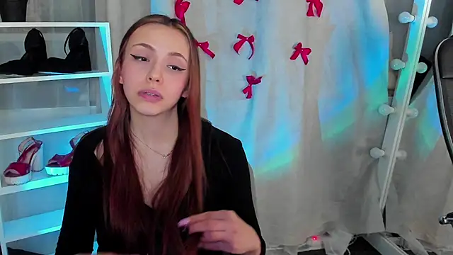 Sahara Shields online show from 02/05/25, 04:25