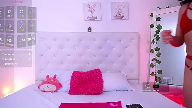 littleslut1 online show from 09/11/25, 04:01