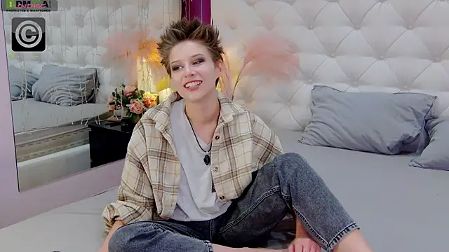 via mayer  online show from 02/02/25, 09:13