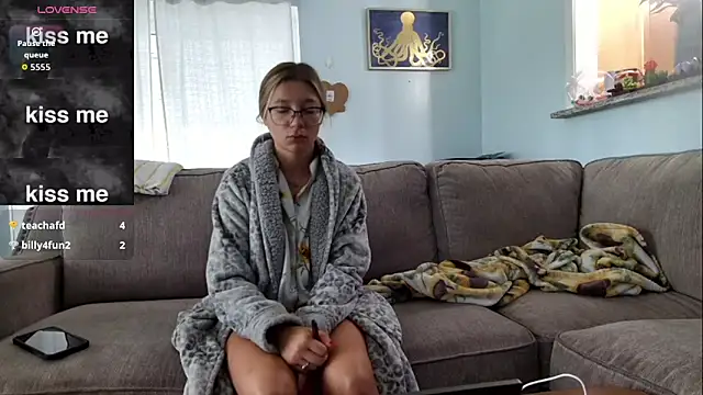 Hatgirl69 online show from 10/09/25, 02:04