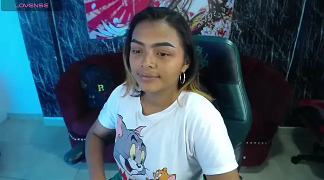 madelein m online show from 01/28/25, 07:53