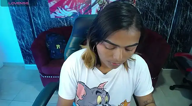 madelein m online show from 01/28/25, 10:56