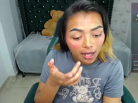 madelein m online show from 02/11/25, 10:28