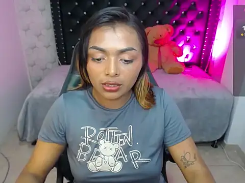 madelein m online show from 02/21/25, 01:44