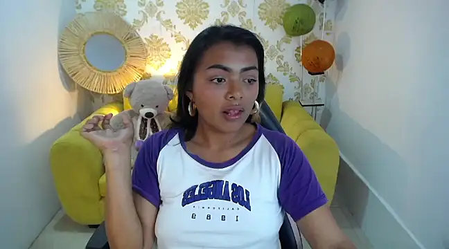 madelein m online show from 03/01/25, 01:32