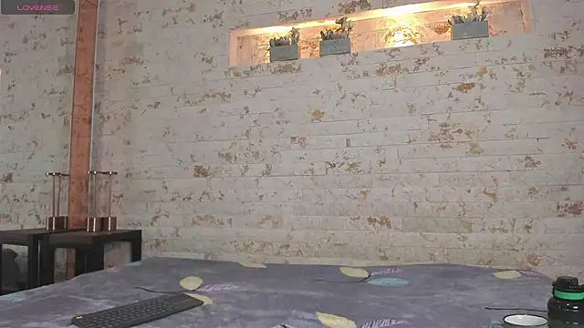 pocahontas pow online show from 10/08/25, 12:03